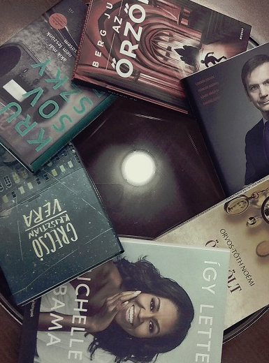 Az olvasótermekbe 2022 júniusában beválogatott könyvek