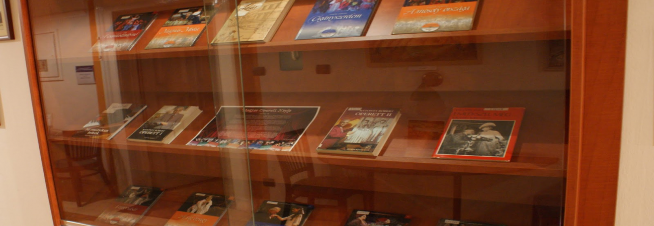 A magyar operett napja (október 24.)